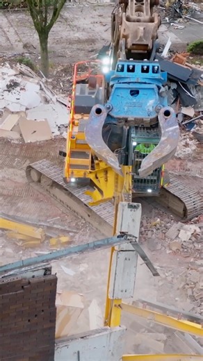 Collins Demolition working on dismantling and recycling the arisings from a former office complex, with a demo spec Volvo EC750 with steel shears being the primary machine on site. #collinsdemolition #collinsearthworks #demolition #deconstruction #excavator #heavyequipment | Collins Earthworks Ltd