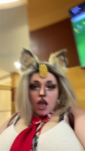 i need to do meowth again lol this cosplay ate #meowth#meowthcosplay#pokemon#pokemoncosplay#teamrocket#teamrocketcosplay