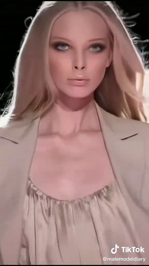 Models vs Influencers: Fashion Showdown