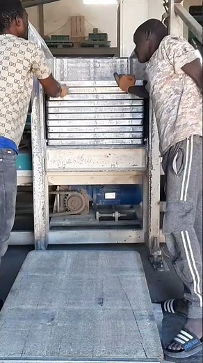 Smart Pallet Loading for Continuous Block Production #smartblockline #concreteblocks #manufacturing