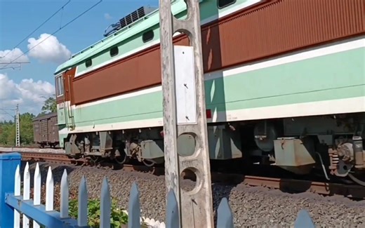 [库存]湘桂线黎塘站道口拍SS3-6092