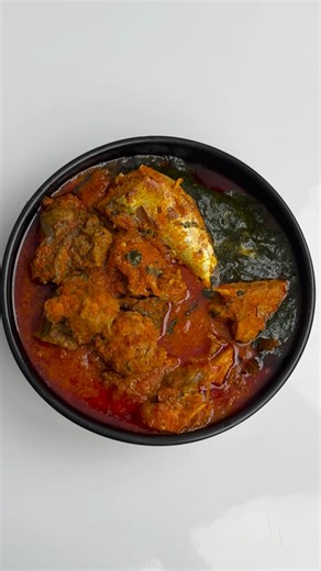 Faith Temitayo Oyebanjo | I was months gone🤰🏻 here when I made this video o 😂 My friendss have you tried making your amala with this method? It always comes out smooth | Instagram