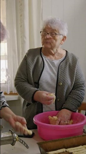 WHAT KIND OF GUYS DO GRANDMAS LIKE? 👀 #shorts | Podlasie Wives
