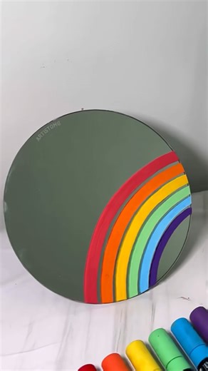 Transforming a mirror using vibrant paint markers