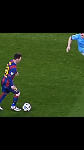 Messi Humiliating Opponents #messi_king #skills #goat🐐 @I'm Cris 🧸🩵 @messi @Lionel