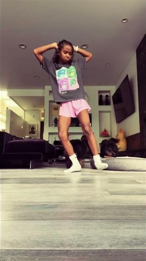 Bugging #shorts #greysworld