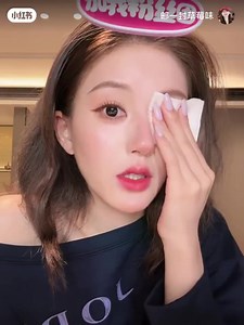 7.9K views · 625 reactions | Zhao Lusi speaks up for her new studio "Because my studio has recently gone through restructuring. you guys already know that, don't you? the new team definitely needs time to understand what the fans want and what they should do. there needs to be a course of time, right?" #ZhaoLusi | Zhao Lusi 赵露思 | Facebook