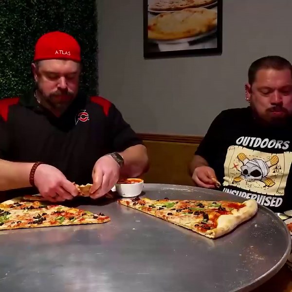 Two Guys, One GIANT Pizza – 30 Minutes to Eat It!