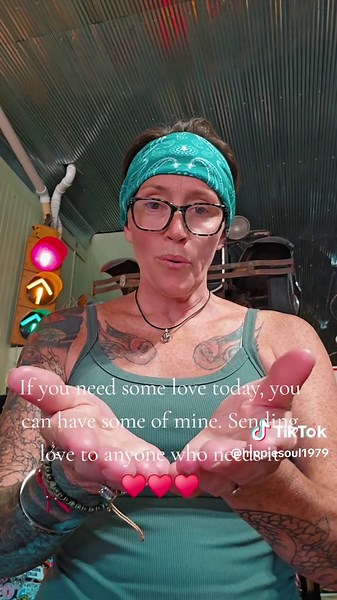 I have so much love to give ♥️♥️♥️ #loveloveandonlylove #onelove #lovevibes