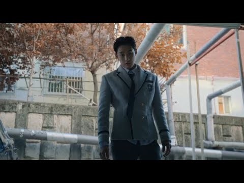 Na Baek-jin vs 2 Lackies