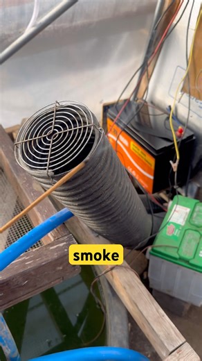 DIY compost heating #shorts #earthdwellershomestead #gardening #diygreenhouse #diy