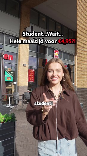🎓 Student en trek? Voor maar €4,95 haal je bij HFC een burger of nuggets met friet en fris. Halal, voordelig én gewoon lekker. 🍔🍟🥤 #hfchaarlem #studentdeal