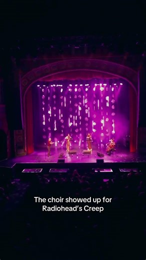 Volume UP! We call it VSQ Karaoke 🎤 We love when you guys sing along to certain songs on tour!