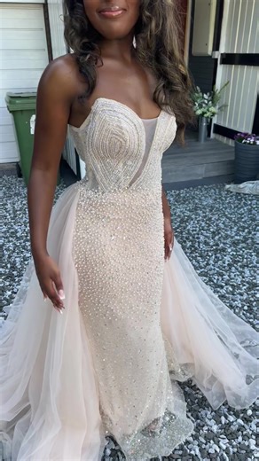 Best Prom Dresses for UK Proms 2023