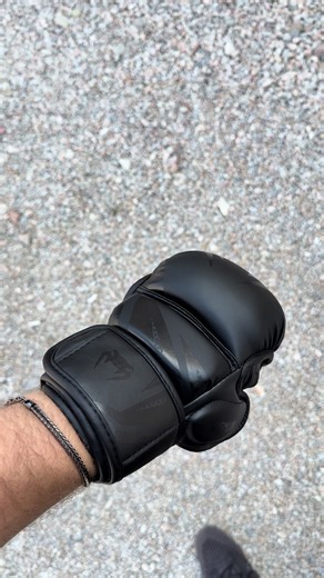 Venum Impact Evo MMA Sparring Gloves Overview