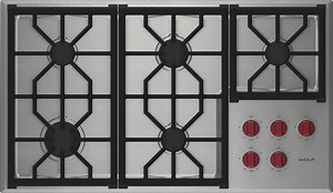 Wolf 36" Stainless Steel Professional Liquid Propane Gas Cooktop - CG365P/S/LP