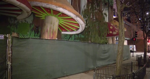 Former landlord of Rainforest Cafe in River North faces $9.3M foreclosure lawsuit