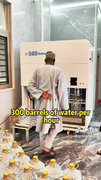 Affordable Water Production Machine for Small Spaces