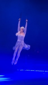 RunWalk TV | Another epic aerial performance from our Queen ELSA! #elsa #frozen #disneyprincess #disneyonice #disneyfan #disneyreels #disneygram... | Instagram