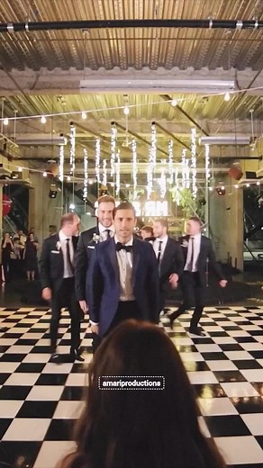 Best Groomsmen Dance at Wedding | Fun and Entertaining Performance