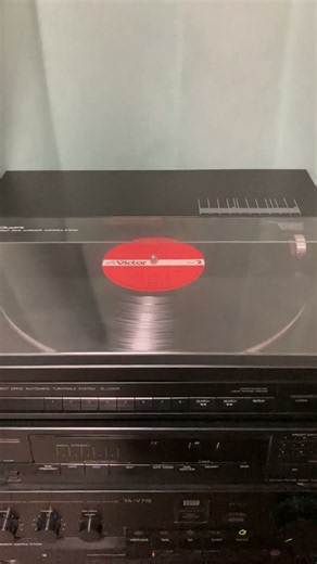 Technics SL-J330R クォーツD.D.レコードプレイヤー