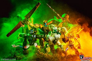 TFW2005’s Masterpiece Tigatron In-Hand Gallery Live!