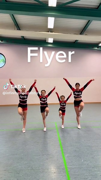 Infinity Divas und Queens 🎀✨ #cheersportdeutschland #princesses #divas #queens #allstarcheer #cheertok #fyp #cheerfamily #cheerleader #cheerleading #germanteam #cheer #ininitycheer #cheertraining #goviral #cheersquad #infinity #weareone #oneteam #ica #cheerleaderpoms #tsvplattenhardt