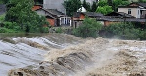 Cod portocaliu de inundaţii pe râuri din Timiş şi Caraş-Severin, cod galben în cinci judeţe - WOWbiz.ro