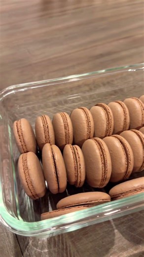 The Best Chocolate Macaron Recipe ⬆️