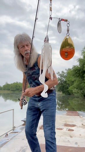 Joey Breaux's custom spinnerbait. @shoveitupyourbass eat your friggin' heart out. #joeybreaux #bassfishing #spinner #bait #bassman | Joey Breaux