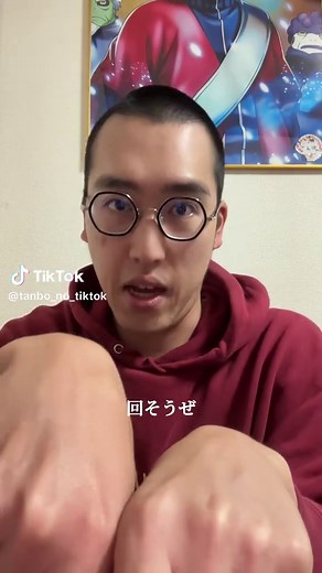 歌ネタまとめ4選｜お笑いを楽しむ芸人たち