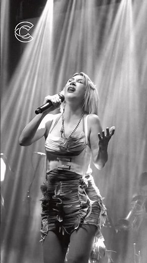Hande Yener - Armağan (Live) #handeyener #canlı #konser