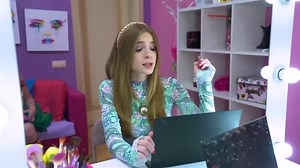 ¡Mi Hermana Me Odia! Hermana Buena VS Hermana Mala en la Misma Familia | Amigos Forever