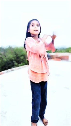 dance#shortvideo#hitsong bhojpuri#trending #shortdance shorts#bhai log jyada se jyada support kijiye