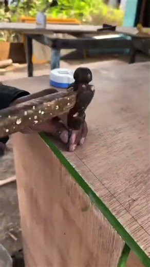 kitchen table installation with nails #shorts