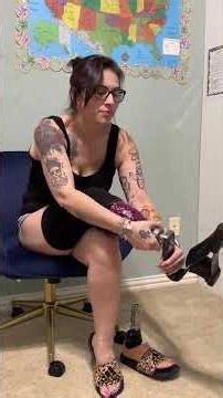 My quick change device for my prosthetic leg. Ottobock #amputeemom #amputee #amputeesexy #fур
