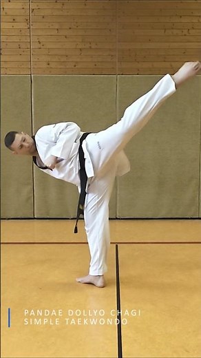 SPIN LIKE A PRO: Master The Spinning Hook Kick Tutorial! 🌪️🎓 #shorts #taekwondo