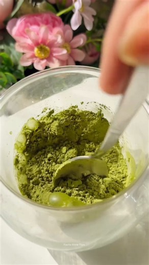 🌿 The Magic of Moringa + Rose Water Face Pack! Get a Natural Glow on Your Face ✨#moringa