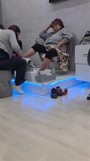 #keşfet #antalya şerife sultanı manikür pedikür 🤣🤣🤣 getirdim 🥰🥰🥰