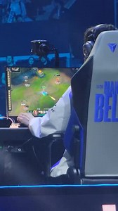 609K views · 4.6K reactions | Faker test máy trước trận với GEN #Faker #T1 #GEN #CKTG2024 | LCK Việt Nam Fanpage | Facebook