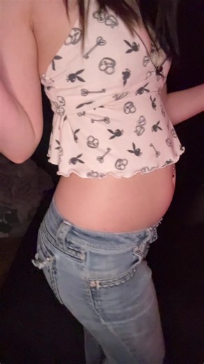 Fitting into babydoll tops after eating two Chipotle burritos, successful 🤣 #chipotle #outfit #belly #chubby #stuffed