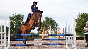 Riding holiday | Ireland | Adare | Cross country | Jumping | HorseXplore