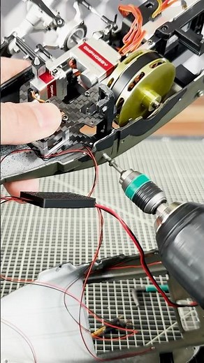 Final assembly 🚁 RC Scale UH1-D SAR Helikopter 1:32 ! (Teil: 1)