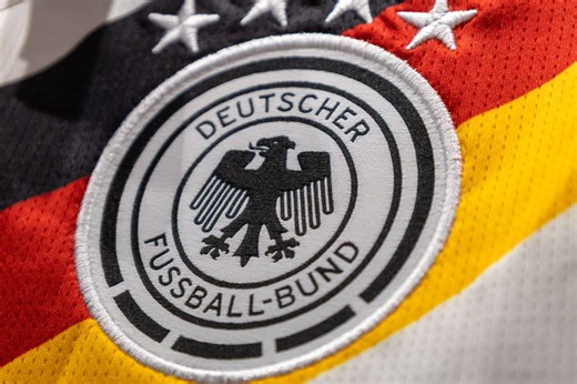 WM-Trikot offiziell präsentiert! DFB lässt die Katze aus dem Sack