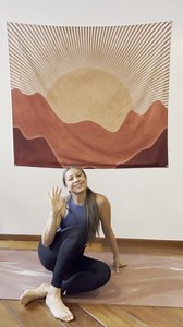 Master the ✨PERFECT✨ Crunch! Form is everything when it comes to effective workouts. Without proper technique, you're not fully engaging your muscles. So, let's perfect that crunch!🏋️‍♂️ Remember, each rep should be deliberate and controlled, ensuring you're targeting those core muscles effectively. Save this video to refine your form and maximize your results. Your abs will thank you later! 😉 . . . #reversehealth #reversehealthapp #menopauseweightloss #menopausefitness #weightlossprograms #wo