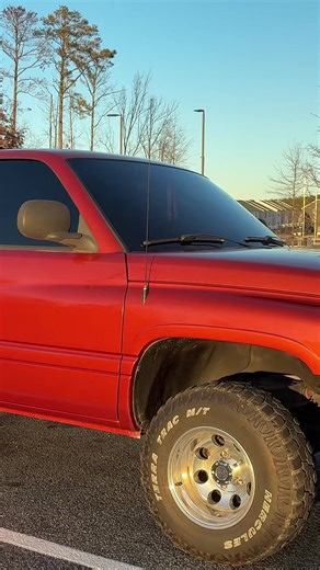 RuddNeck (@joshrudd11)’s videos with Box Chevy - Yelawolf