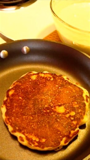 Homemade BUTTERMILK PANCAKES 😋 So YUMMY 😍 #food #cooking #breakfast #pancake #recipe #tutorial