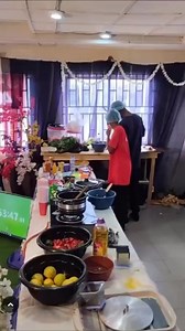 Video from Chef Dammy’s ongoing cook-a-thon in Oye, Ekiti state. Dammy is trying to break Hilda Baci’s unofficial 100 hour cooking record in the Guinness World Record. WHAT'S THE ESSENCE OF WEARING A MASK IF IT WOULD BE WORN INCORRECTLY 🤔 | Sparkle Diva