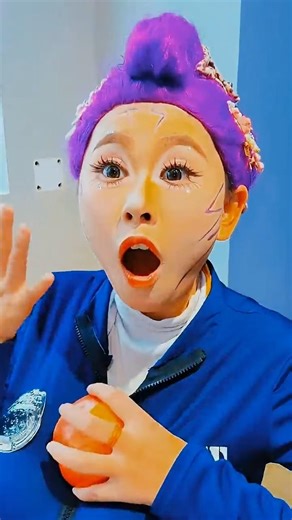 टॉयलेट से निकला एप्पल का पेड़। toilet se nikala Apple ka PED🌱#funnyshorts #bts #funny comedy #funny