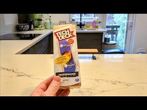 My Favourite Beginner Fingerboard - Tech Deck Performance Series